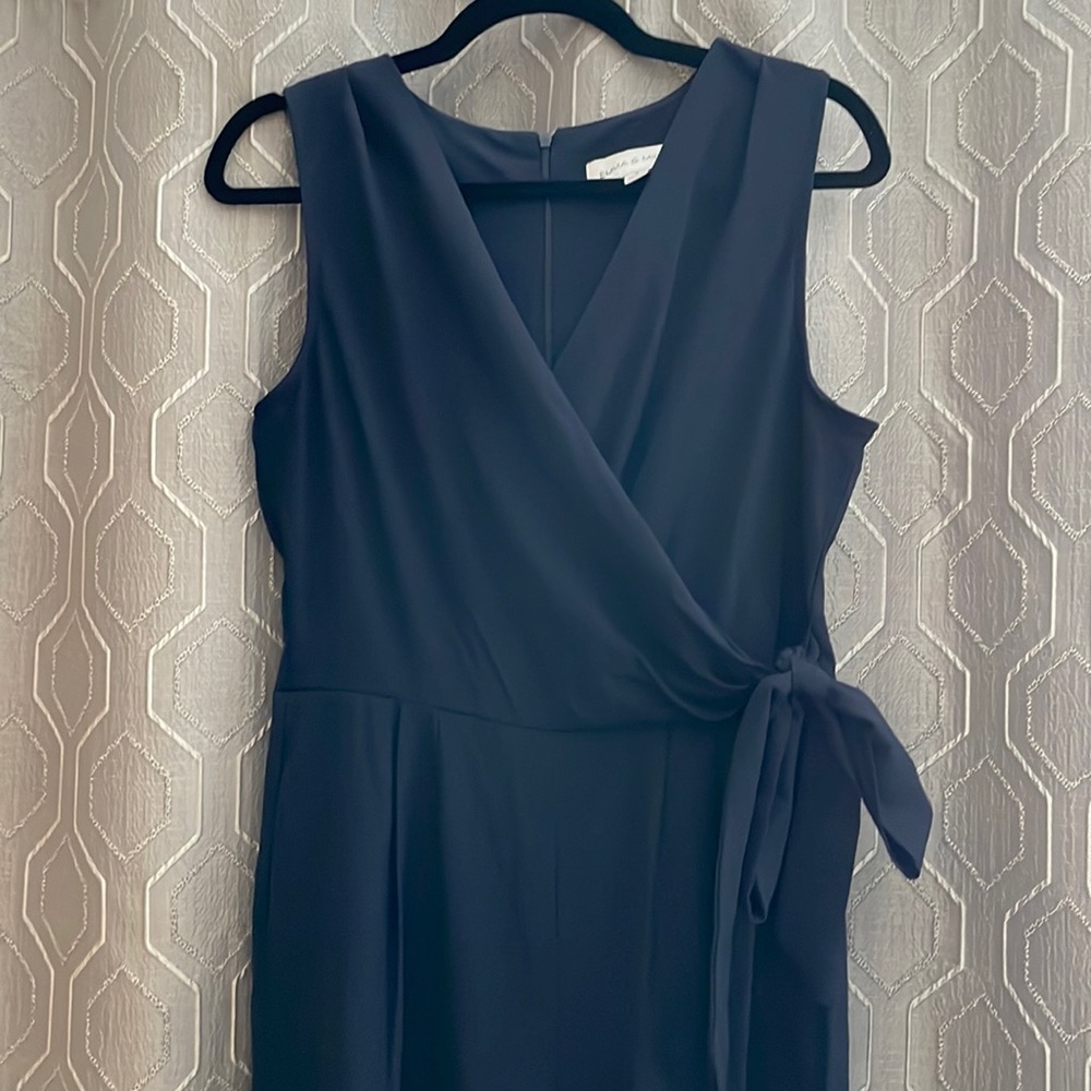 Navy blue jumpsuit, size 6. Preloved just no longer fits :(